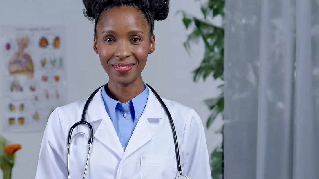 Avatar de IA: Isabel, médica de atención primaria